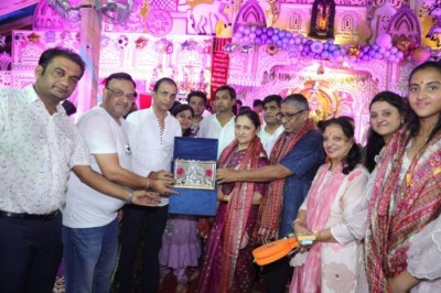 Celebrated Ganesh Utsav with family at Shri Sanatan Dharm Durga Bhawan Mandir, organized by 78 Sangh Parivar.